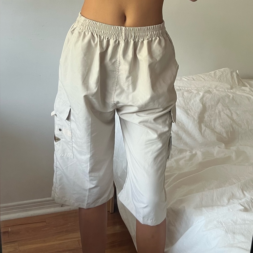 Women's Cream Cargo Shorts